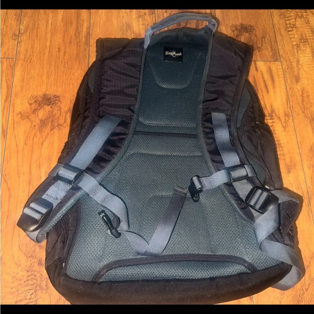 Eagle Creek Travel Gear Extra Large Hiking/Camping Backpack Black